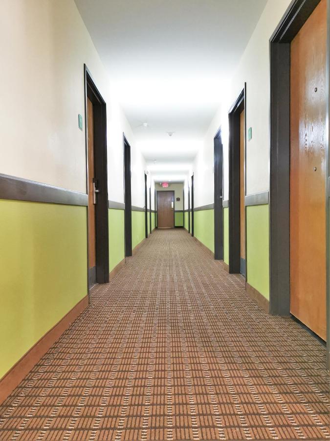 Travel Inn And Suites- Sikeston Miner I-55 Exit-67 Eksteriør bilde