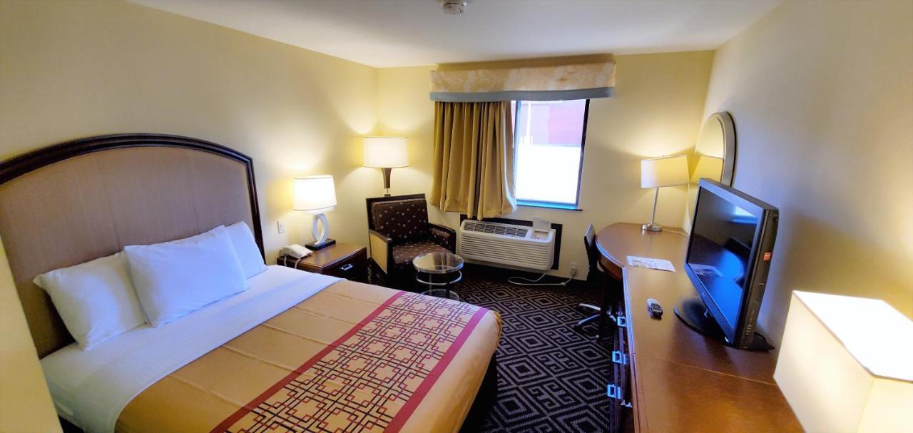 Travel Inn And Suites- Sikeston Miner I-55 Exit-67 Eksteriør bilde
