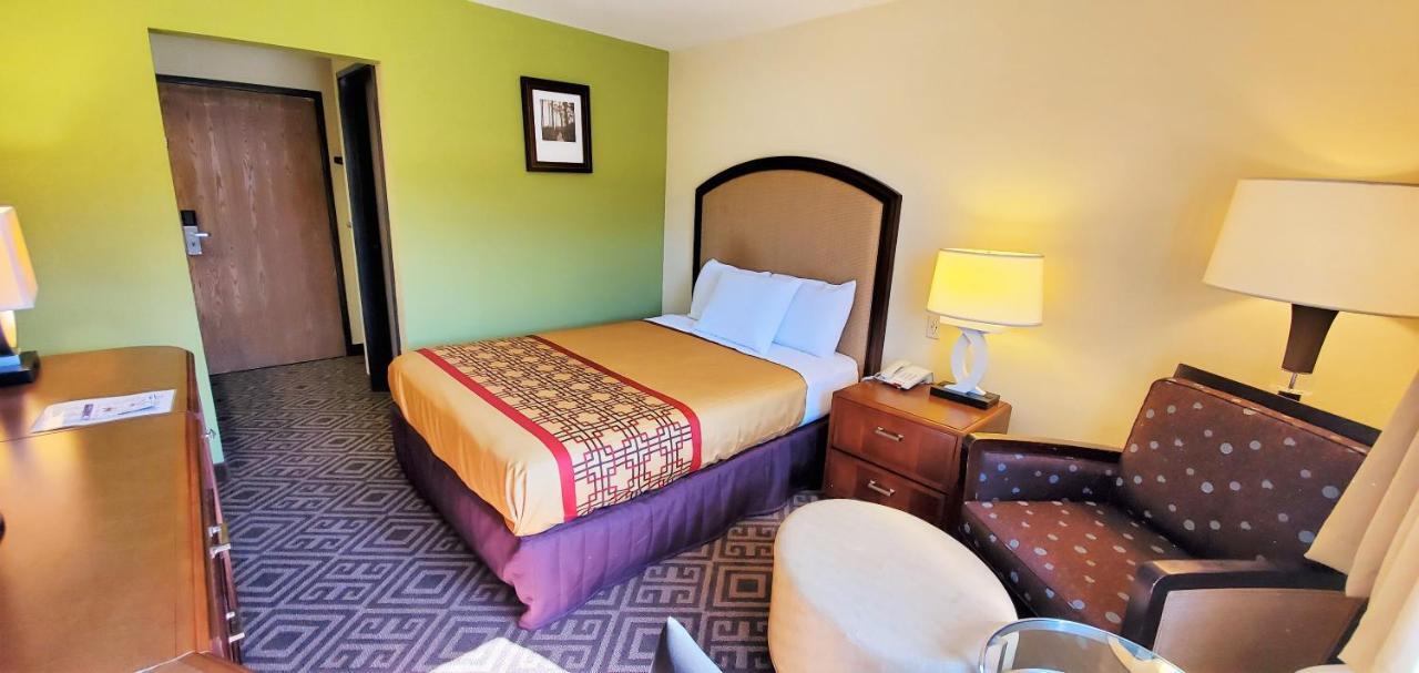 Travel Inn And Suites- Sikeston Miner I-55 Exit-67 Eksteriør bilde